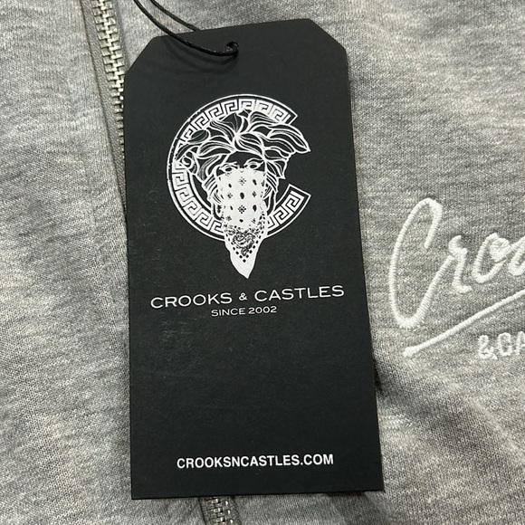 Crooks & Castles Large Script Zip Up Hoodie. NEVER WORN & TAG STILL ON. - Picture 2 of 2